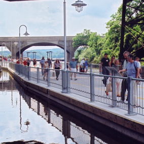 Schwimmende Straße - Hamilton  - International Marine Floatation Systems, Inc. (IMFS)