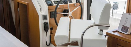 Drehbarer Sitz - NOVAL - Steuermann / für Boot / elektrisch