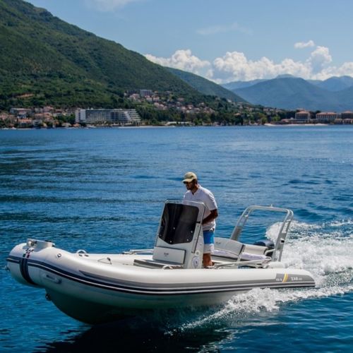 Außenborder-Schlauchboot - 18 DL - MS Marine GmbH - RIB / Open / mit Mittelkonsole