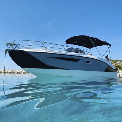 Cabin-Cruiser / Außenborder - Dylet 85 - Cantiere Nautica Trimarchi Srl - Open / max. 9 Personen / Sonnendeck