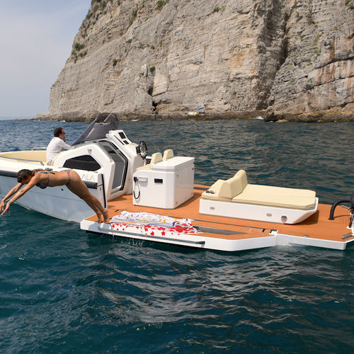 Außenborder-Konsolenboot - ALA 8 - ALA YACHTS - Stern-Drive / zweimotorig / Gleiter