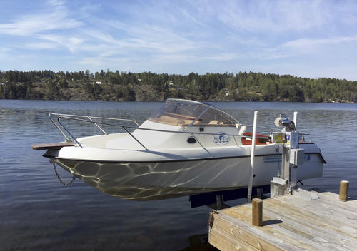 Bootslift - 3K - Golden Dock Stabilizers - stegmontiert / maßgefertigt / Aluminium
