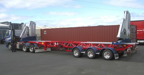 Container-Anhänger - HC4520 - SWINGLIFT - für Werft / für Hafenterminals / Seitenhub