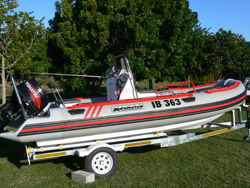 Außenborder-Schlauchboot - 5.5m - Aquarius Inflatables - zweimotorig / mit Mittelkonsole / Open