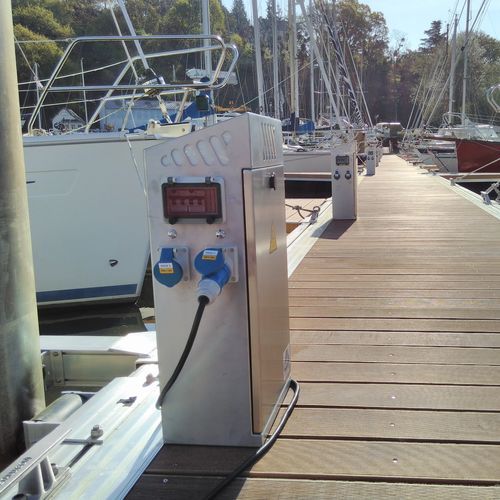 Wasserversorgungssäule - BE 20 - ARMARINA - Elektrolade / für Steg / Edelstahl
