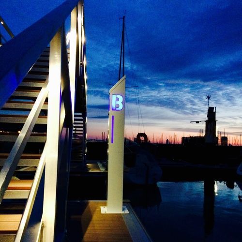 Beleuchtung für Stege / LED - TT 2500 - ARMARINA