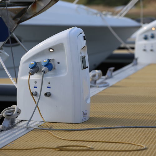 Wasserversorgungssäule - BE 90 - ARMARINA - Elektrolade / für Steg