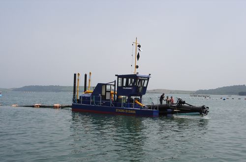 Arbeitsboot Berufsschiff - SGT 200 - Italdraghe - Arbeitsfrachtkahn / Serviceboot für Windpark / Schneidkopf-Saugbagger