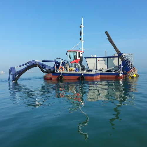 Arbeitsboot Berufsschiff - OCTOPUS 10 - Italdraghe - Schneidkopf-Saugbagger / Mehrrümpfer / Innenborder