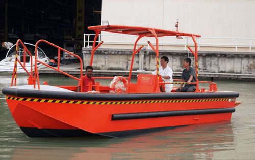 Taucherbasisboot Berufsschiff - Centurion 26 - Five Aluminium Boat and Engineering Pte Ltd - Innenborder / Diesel / Aluminium