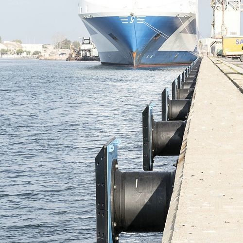 Fender für Schiffe - DCE series - Jerryborg Marine Machinery Co., Ltd - für Steg / schwarz / geschlossen
