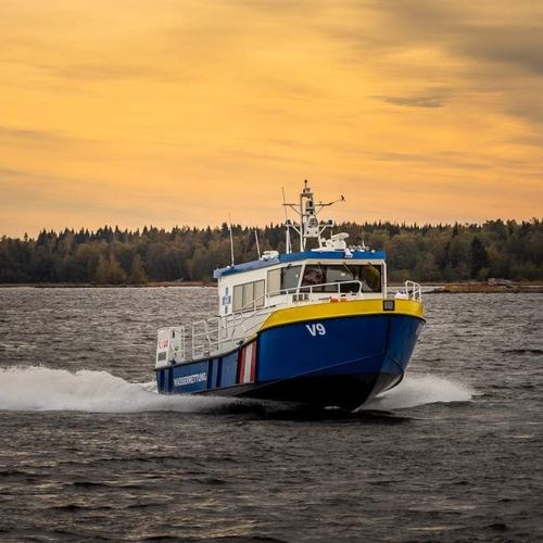 Such- und Rettungsboot Berufsschiff - 1400 - Kewatec - Hospitalschiff / Innenbord-Common-Rail-Drive / Diesel