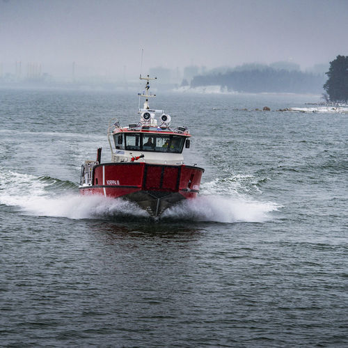 Rettungsboot Berufsschiff - 1680 - Oy Kewatec Aluboat AB - Innenborder