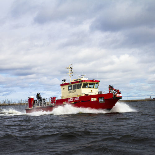 Rettungsboot Berufsschiff - 1980 OSR - Kewatec - Feuerlöschboot / Innenborder / Eisklasse