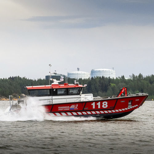 Rettungsboot Berufsschiff - FiFi 1400 - Oy Kewatec Aluboat AB - Feuerlöschboot / Sternantrieb