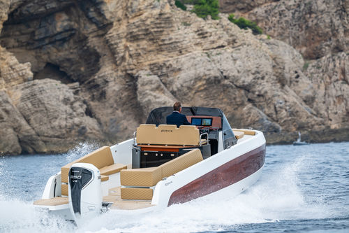 Cabin-Cruiser / Außenborder - Zephyr boats 
