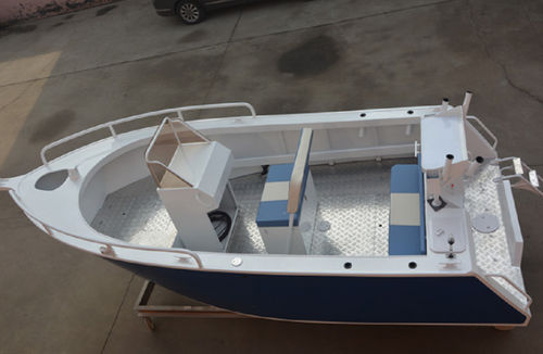 Angelboot für Tagesfahrten / Außenborder - SAIL 510 - Qingdao Allheart Marine Co., Ltd. - Open / mit Mittelkonsole