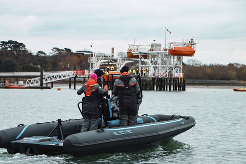 Patrouillenboot Berufsschiff - Pulse 63 - RS Electric Boats Ltd. - Such- und Rettungsboot / Hafenservice-Boot / Boot für Aquakulturen