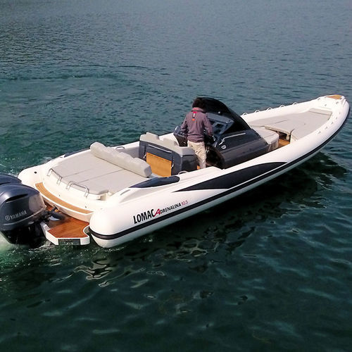 Außenborder-Schlauchboot - ADRENALINA 10.5 - Lomac - zweimotorig / halbstarr / mit Mittelkonsole