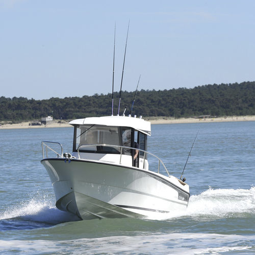 Außenborder-Konsolenboot - OSTREA 800 - OCQUETEAU - mit geschlossenem Cockpit / Sportfischer / max. 8 Personen