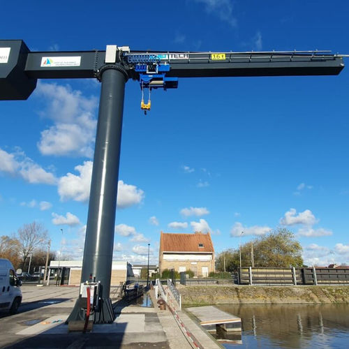 Kran für Yachthafen - Eden Tech Srl - für Werft / für Boot / für Bootsteg