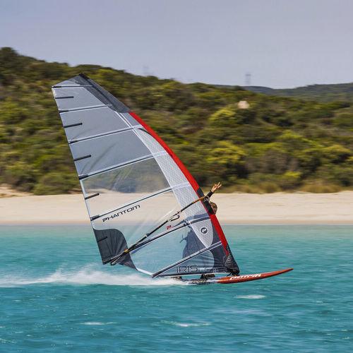 Windsurf-Segel / Sport - IRIS Rs - PHANTOM - Slalom / 7 Segellatten