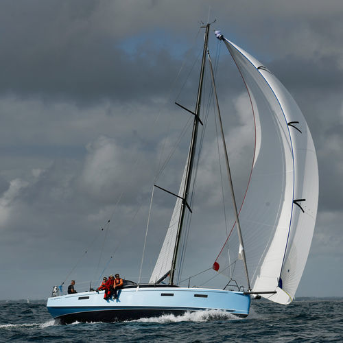 Segelboot für Kreuzfahrten - 39 FC - JPK Composites - Regatta / 3 Kabinen / 6 Kojen