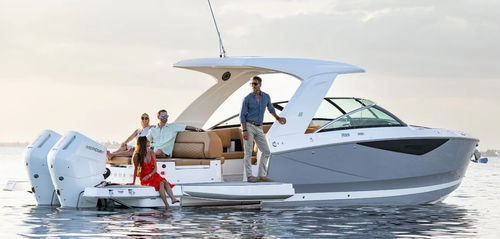 Express-Cruiser / Außenborder - H33 OB - Four Winns - zweimotorig / Open / Bowrider