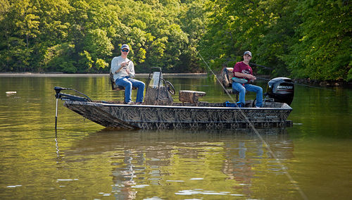 Jon-Boat / Außenborder - Roughneck 1660 Pathfinder - Lowe - mit Mittelkonsole / Open / Sportfischer