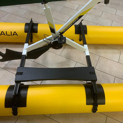 Fußstütze - Footrest platform. - WATERBIKE ITALIA