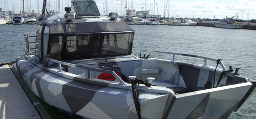 Patrouillenboot Berufsschiff - 8 COMBAT  - Arma Craft - Inboard-Hydrojet / Aluminium