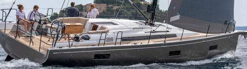 Segelboot für Fahrten- und Regattasegeln - First 44 - Bénéteau Sailboats - für Kreuzfahrten / 3 Kabinen / 6 Kojen