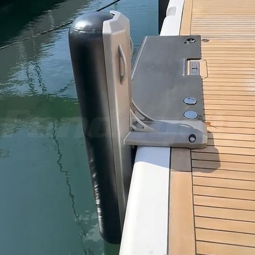 Fender für Hafen - FENDEQUIP MOORING PRODUCTS - Heck / für Badeplattform / rechteckig