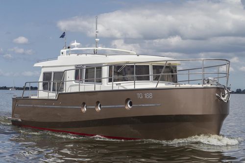 Express-Cruiser / Innenborder - Andante 380 OC - Aquanaut - Hardtop / 2 Kabinen / 6 Kojen