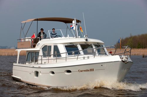 Express-Cruiser / Innenborder - EV 1400 II - Aquanaut - Flybridge / Kanal / 4 Kojen