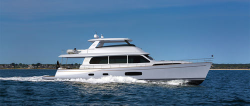 Motoryacht für Kreuzfahrten - 85 - Grand Banks France - Flybridge / IPS / 3 Kabinen