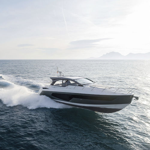 Motoryacht für Kreuzfahrten - ATLANTIS 51 - Azimut - Hardtop / IPS / 3 Kabinen