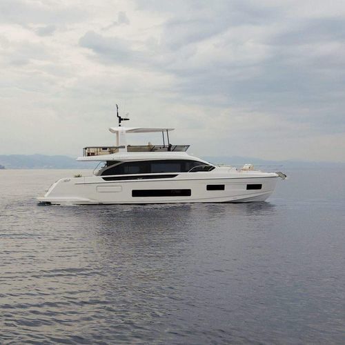 Motoryacht für Kreuzfahrten - 62 - Azimut - Flybridge / 3 Kabinen / 6 Kojen
