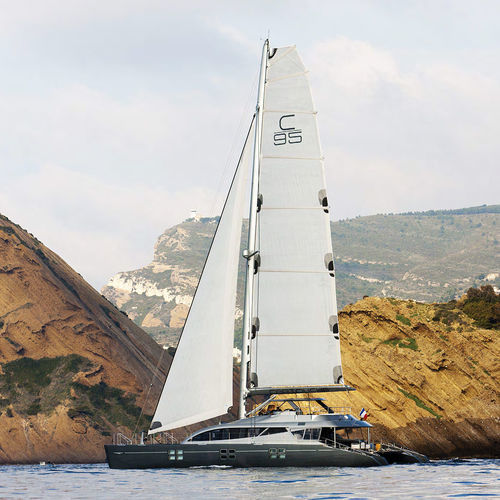 Katamaran-Segelyacht - BLUE COAST 95 - 2 - Catamaris - Hochseefahrten / für sportliches Fahrtensegeln / One Design