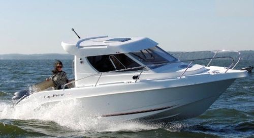 Cabin-Cruiser / Außenborder - 722 T - B2 marine - Hardtop / mit Steuerhaus / Sportfischer