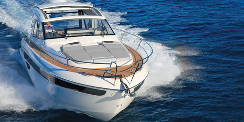 Express-Cruiser / Innenborder - S45 - BAVARIA YACHT - zweimotorig / Hardtop / Open