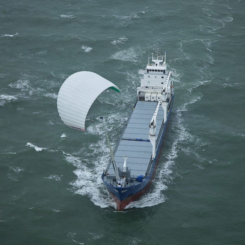 Zugdrachenantriebssystem für Schiffe - SkySails - automatisch