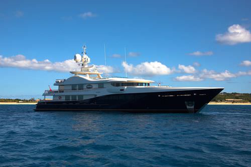 Schnelle Megayacht - DENIKI - Amels - mit Steuerhaus / nach Maß
