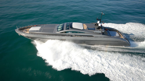 Superyacht für Kreuzfahrten - PURE INSANITY - Baglietto spa - mit Steuerhaus / Hardtop / Verdränger Rumpf