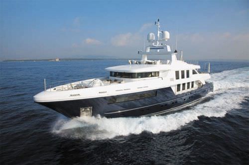 Superyacht für Kreuzfahrten - CLICIA  - Baglietto spa - mit Steuerhaus / Verdränger / Aluminium