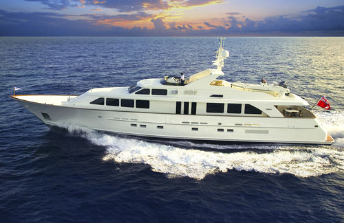 Traditionelle Superyacht - WOW - Burger Boat Company - klassisch / Flybridge / 3 Kabinen