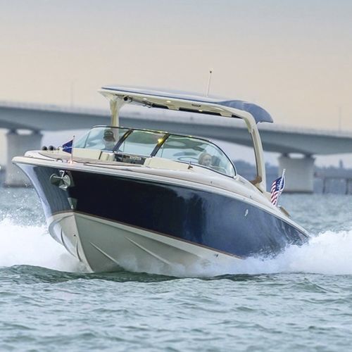 Außenborder-Runabout - LAUNCH 31 GT - Chris Craft - Innenborder / zweimotorig / mit Doppelkonsole