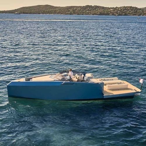 Express-Cruiser / Innenborder - 42 S - Alium Yachts - zweimotorig / Gleiter / Open