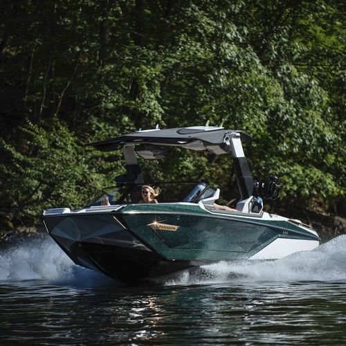 Runabout für Wakesurf - G23 PARAGON - Nautique Boat Company - Innenborder / mit Doppelkonsole / Bowrider
