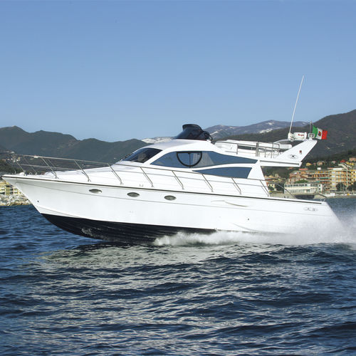 Express-Cruiser / Innenborder - DC11 SL - Dellapasqua DC - Diesel / zweimotorig / Flybridge